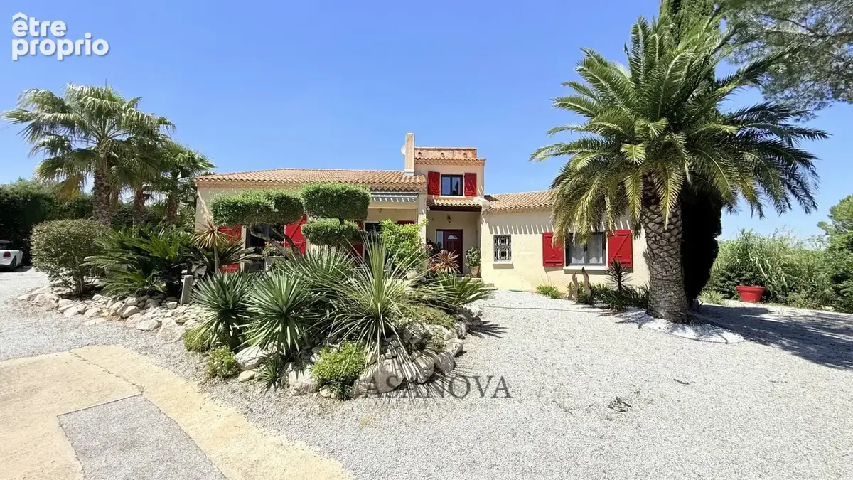 Villa revisitée, art de vivre à la campagne, dépendance, piscine chauffée, sur 2300 m² de terrain constructibles - photo 4