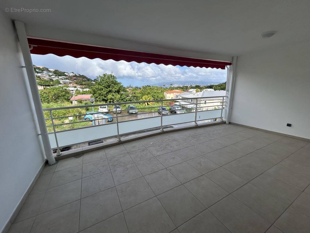 Appartement à LES TROIS-ILETS