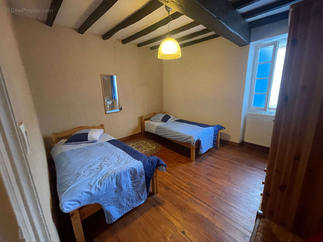 Maison à LA SAUVETAT-DU-DROPT