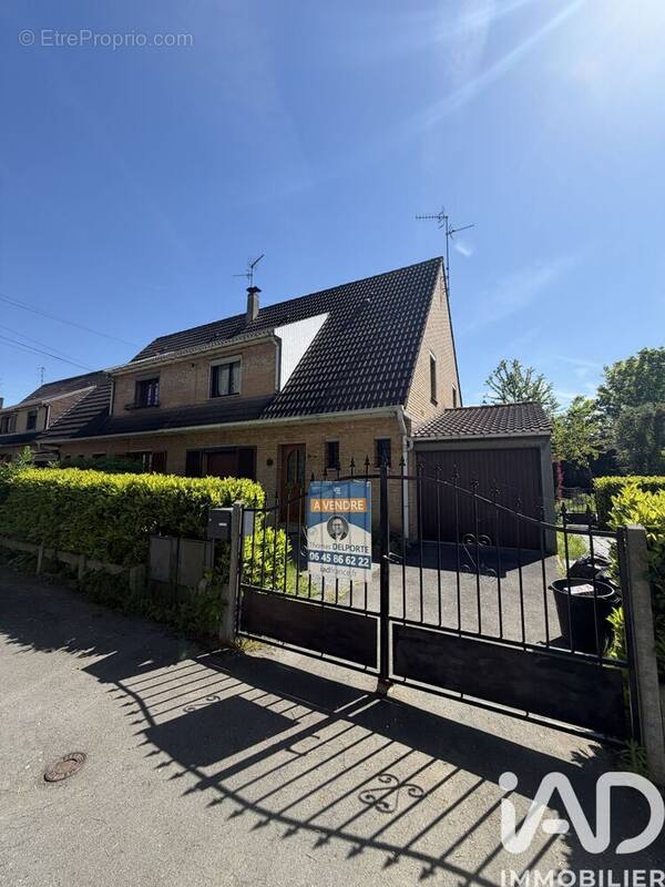 Photo 1 - Maison à SALLAUMINES