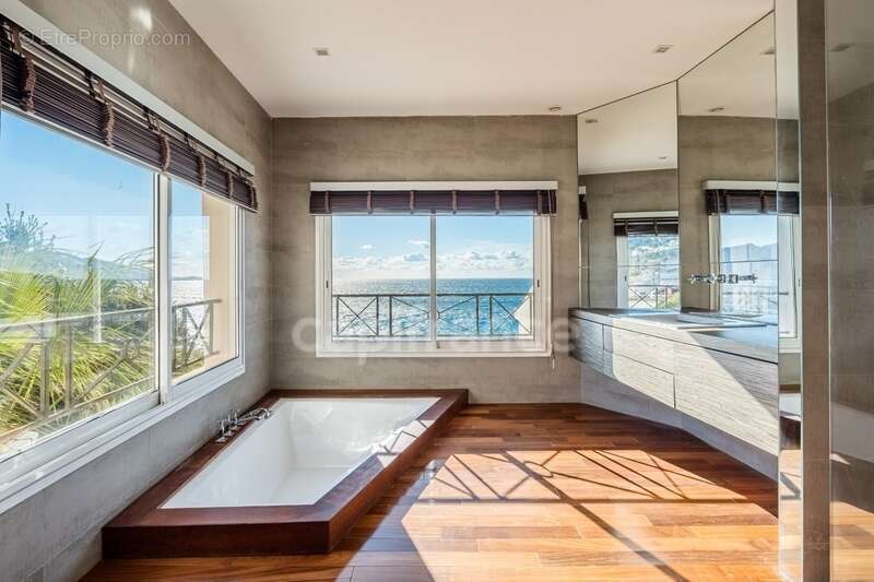 Maison à MARSEILLE-7E