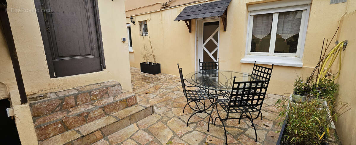 Maison à SOTTEVILLE-LES-ROUEN