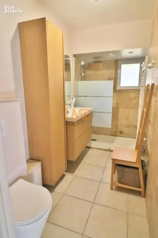 Saint Maximin proche centre: maison T4 103m2 - parking - jardin - photo 8