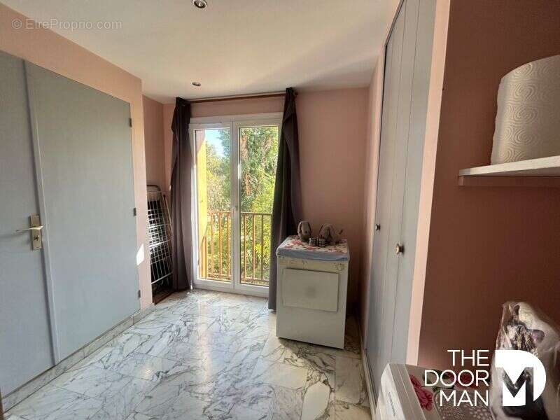 Appartement à HYERES
