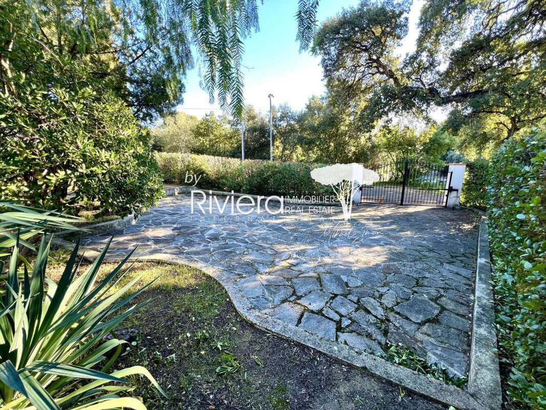 Maison à CAVALAIRE-SUR-MER