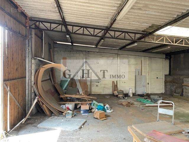 Commerce à SAVIGNY-SUR-ORGE