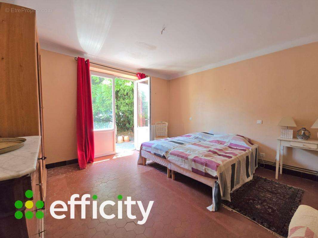 Maison 192 m² à Saint-Raphael  - photo 9