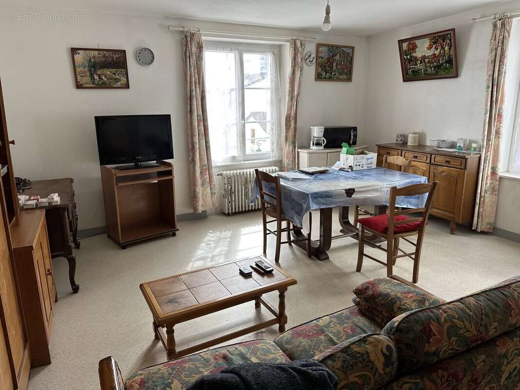 Appartement à GENCAY