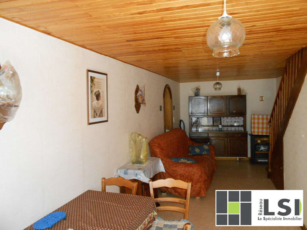 Maison à LE MONASTIER-SUR-GAZEILLE