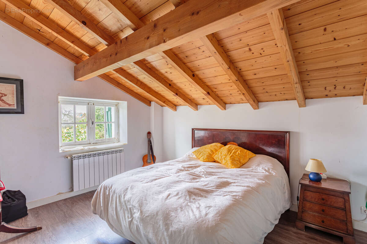 Maison à URT