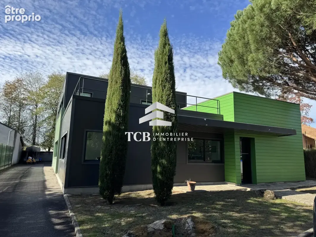 Commerce 297 m² à vendre à Bouguenais (44340) - photo 1