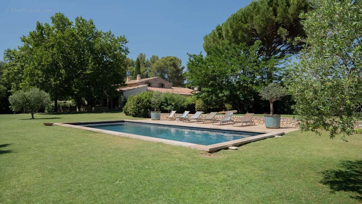 Maison à AIX-EN-PROVENCE