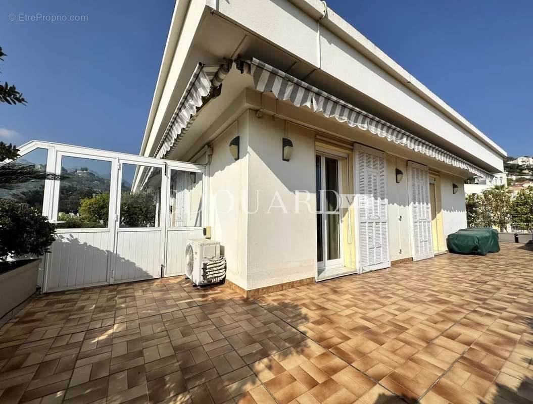 Appartement à MENTON