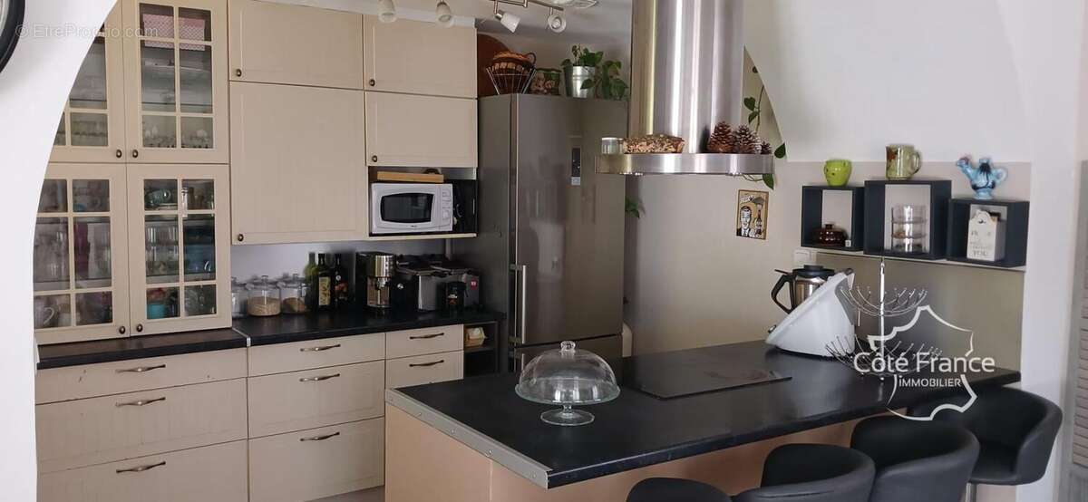 Maison à MOLIERES-SUR-CEZE