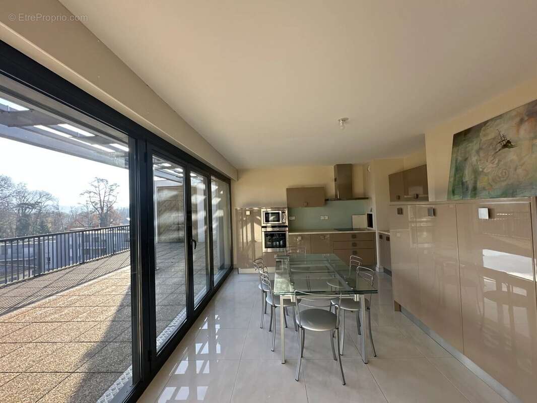 Appartement à LE BOURGET-DU-LAC