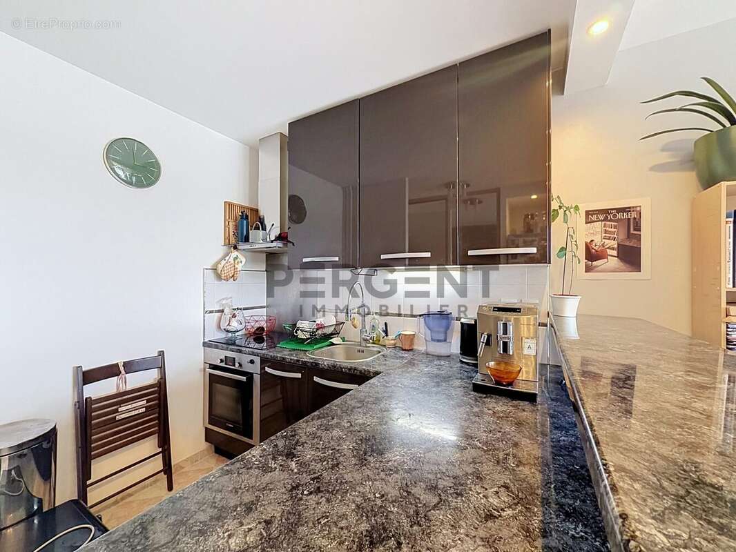 Appartement 44 m² à Reims  - photo 6