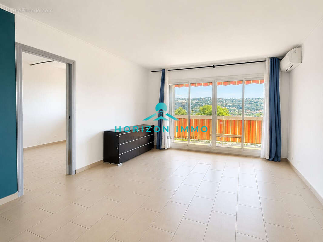 Appartement 60 m² à Saint-Laurent-Du-Var  - photo 3