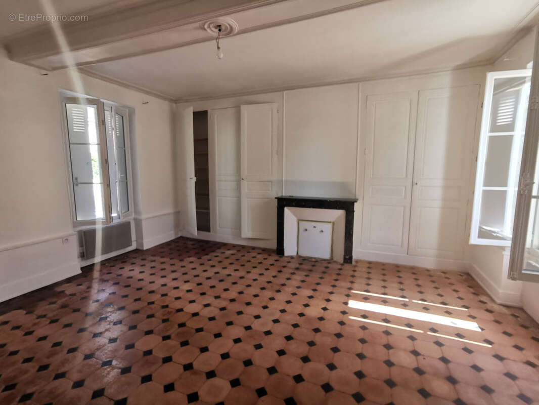 Maison à BENAIS
