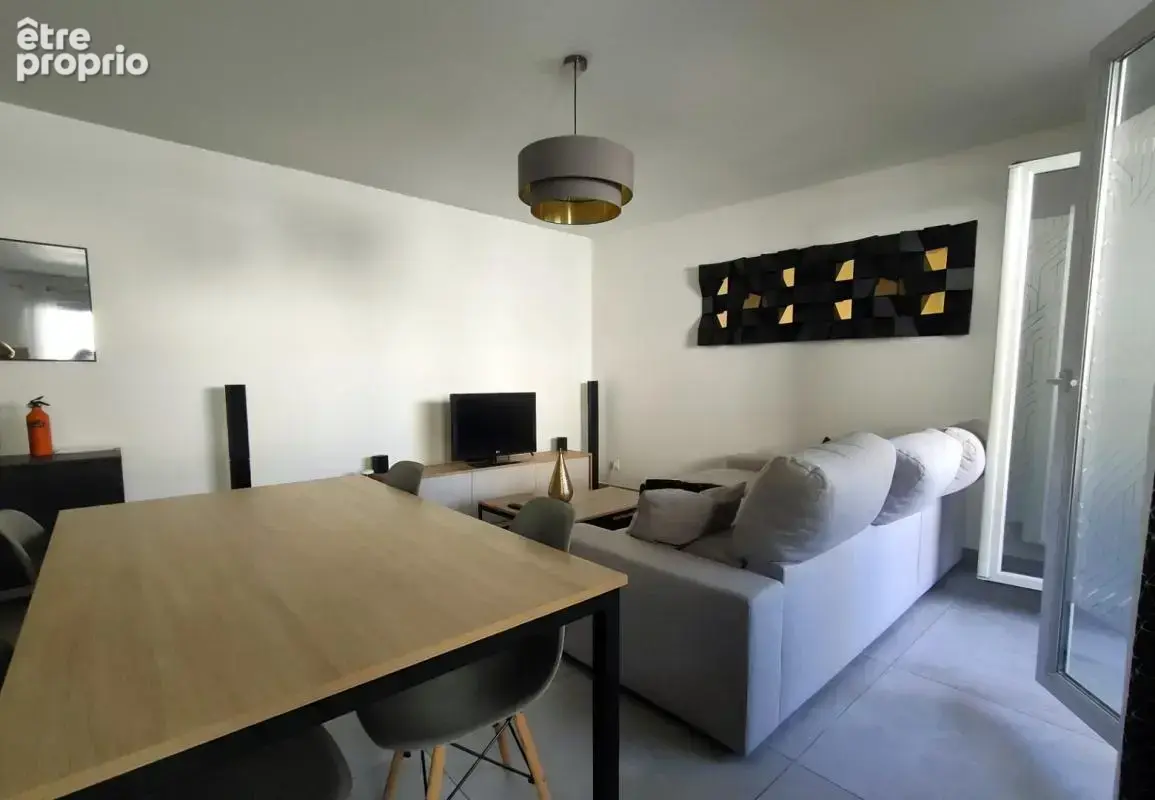 VILLEURBANNE – Beau T3 - Grandclément / proximité Montchat - photo 9