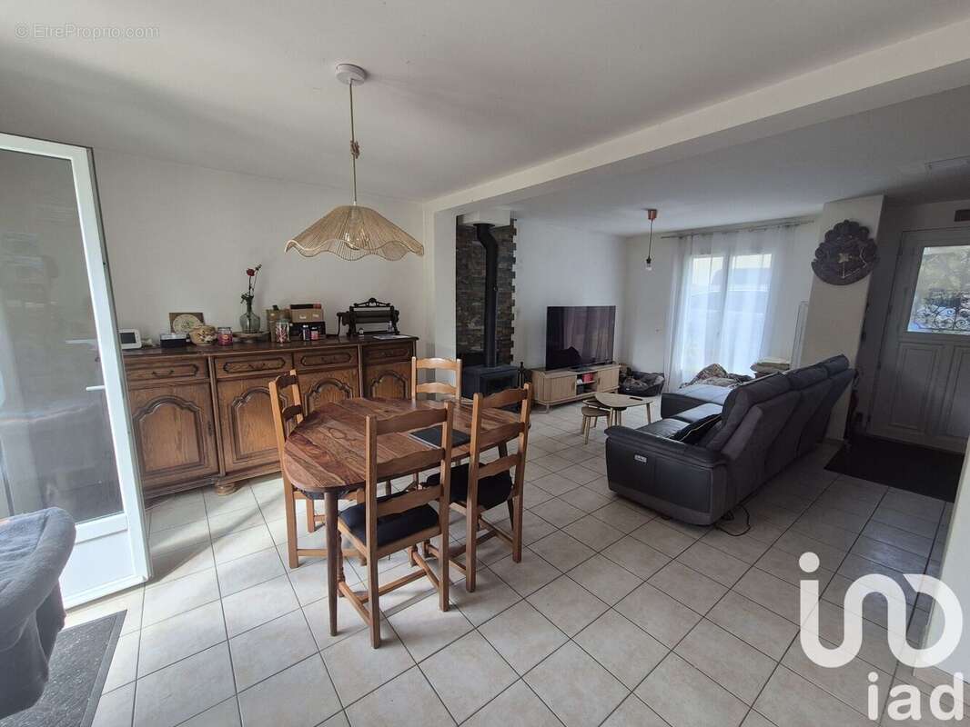 Photo 3 - Maison à LA FERTE-SOUS-JOUARRE