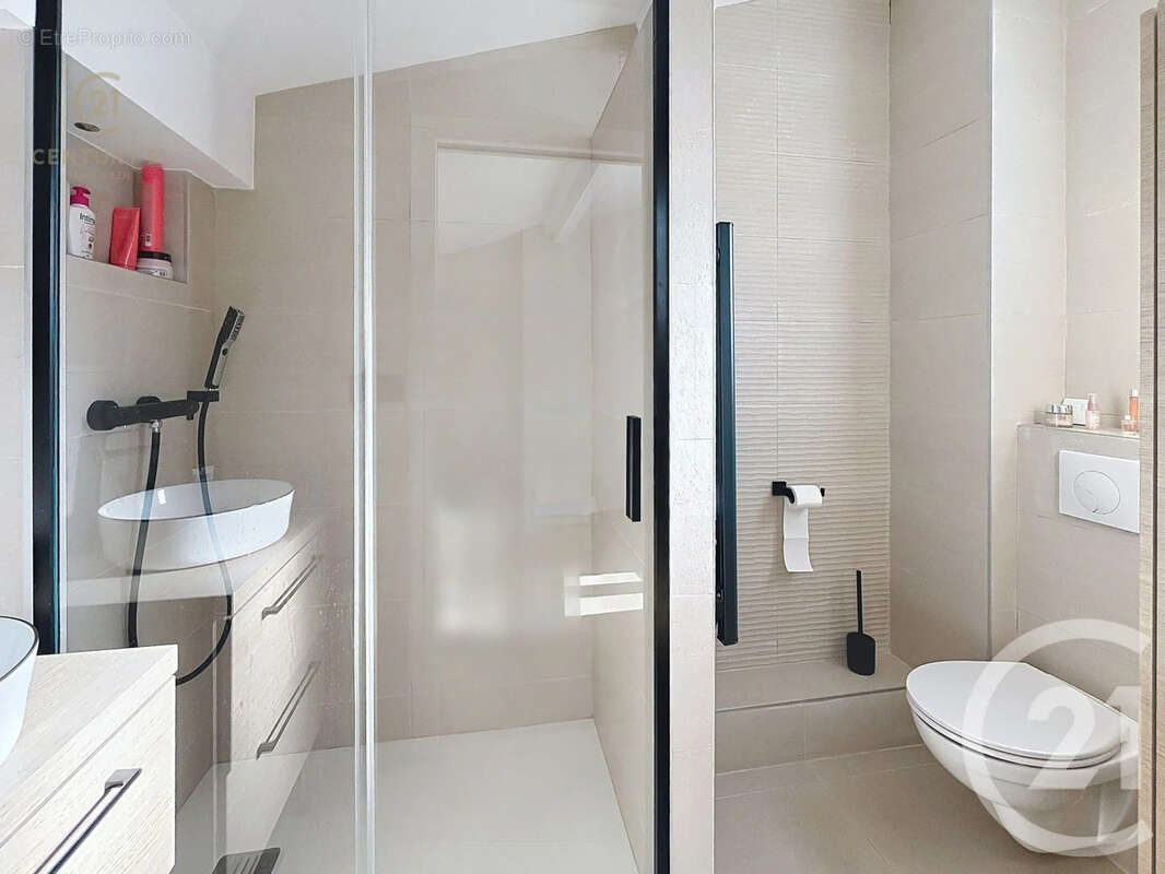 Appartement à GASSIN