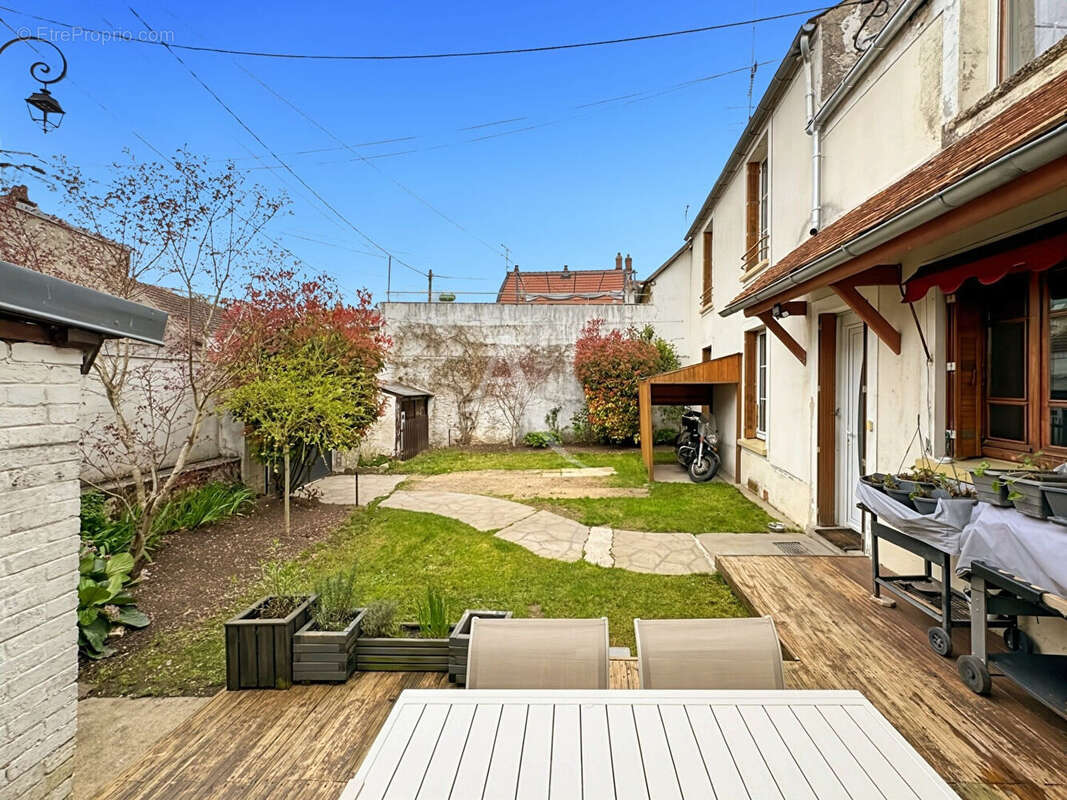 Maison à ANGERVILLE