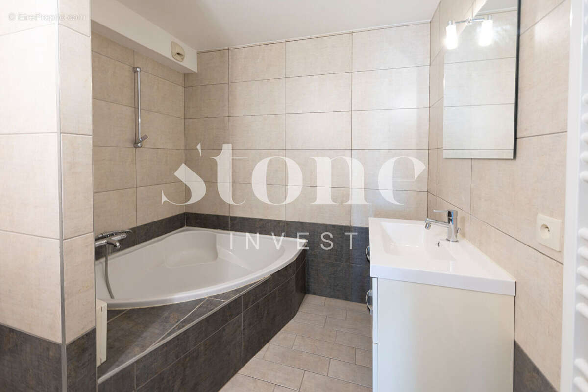 Appartement à ANNECY-LE-VIEUX