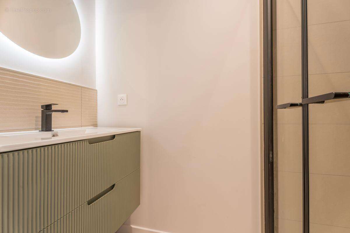 Maison à CHARBONNIERES-LES-BAINS