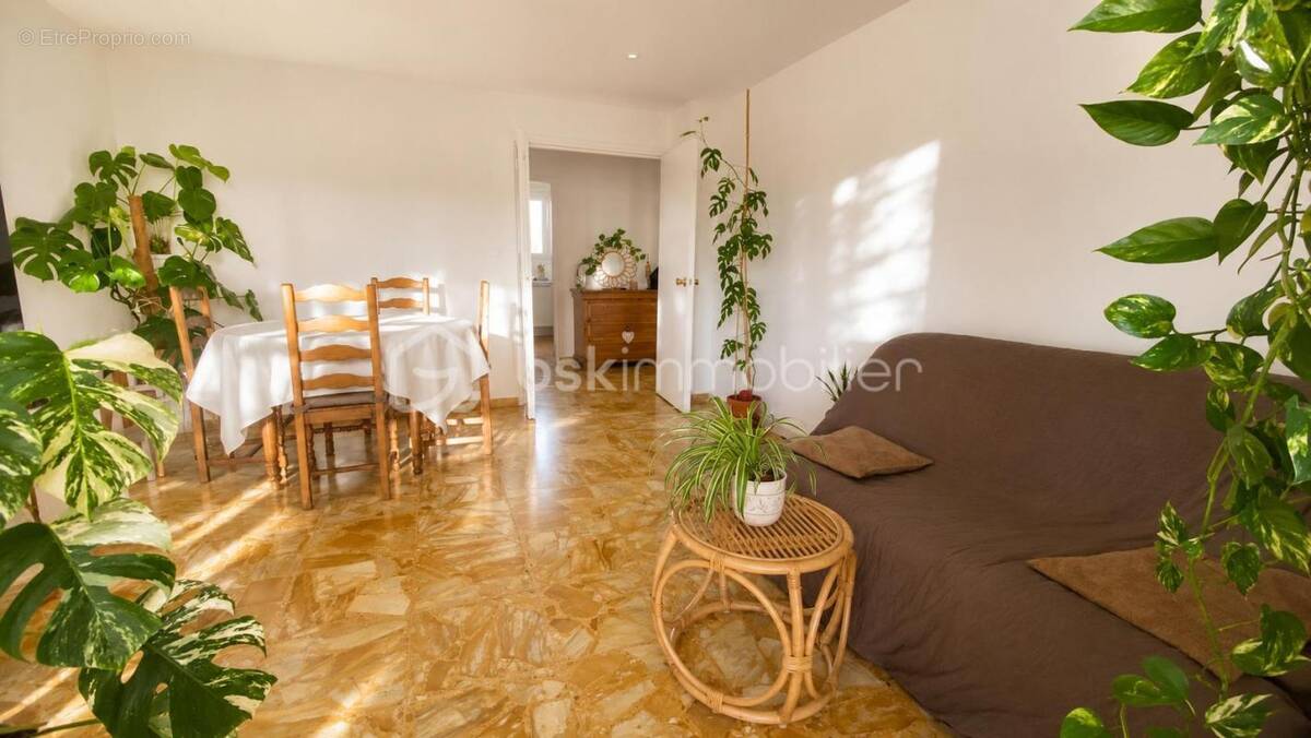 Appartement à SAINT-RAPHAEL