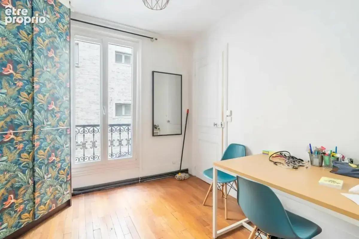 Appartement 3 pièces de 45 m² à Paris - 75020 - photo 9