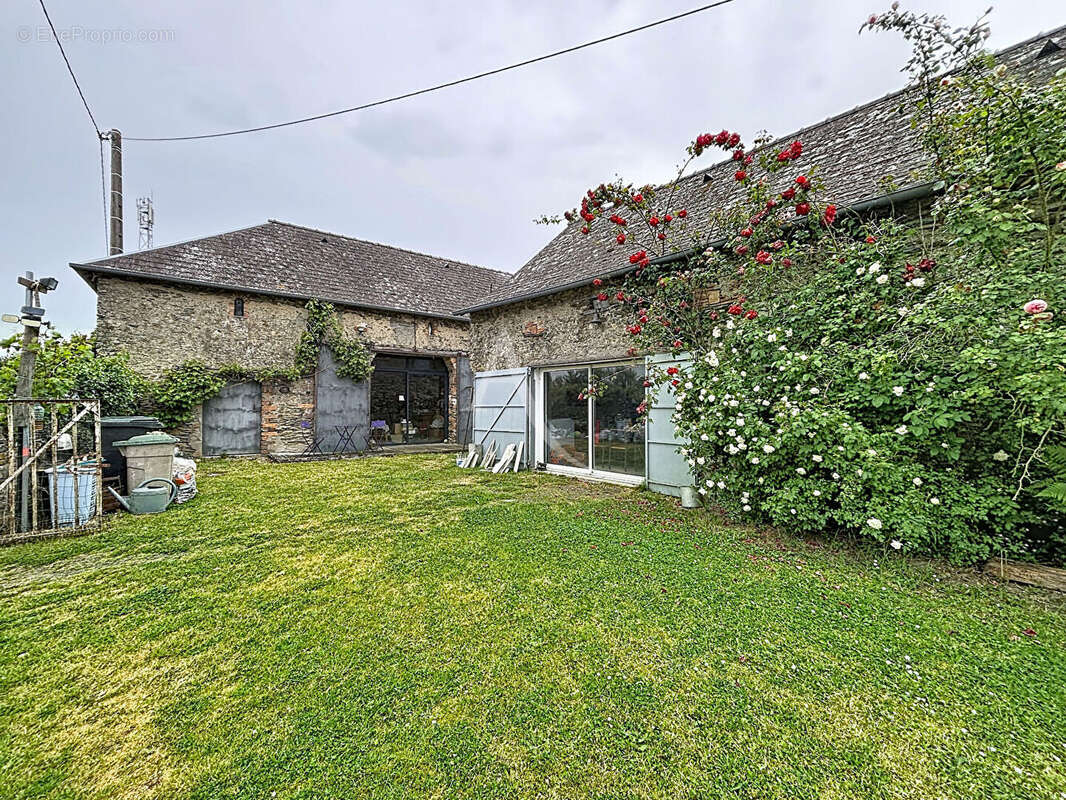 Maison à CHATELAIN