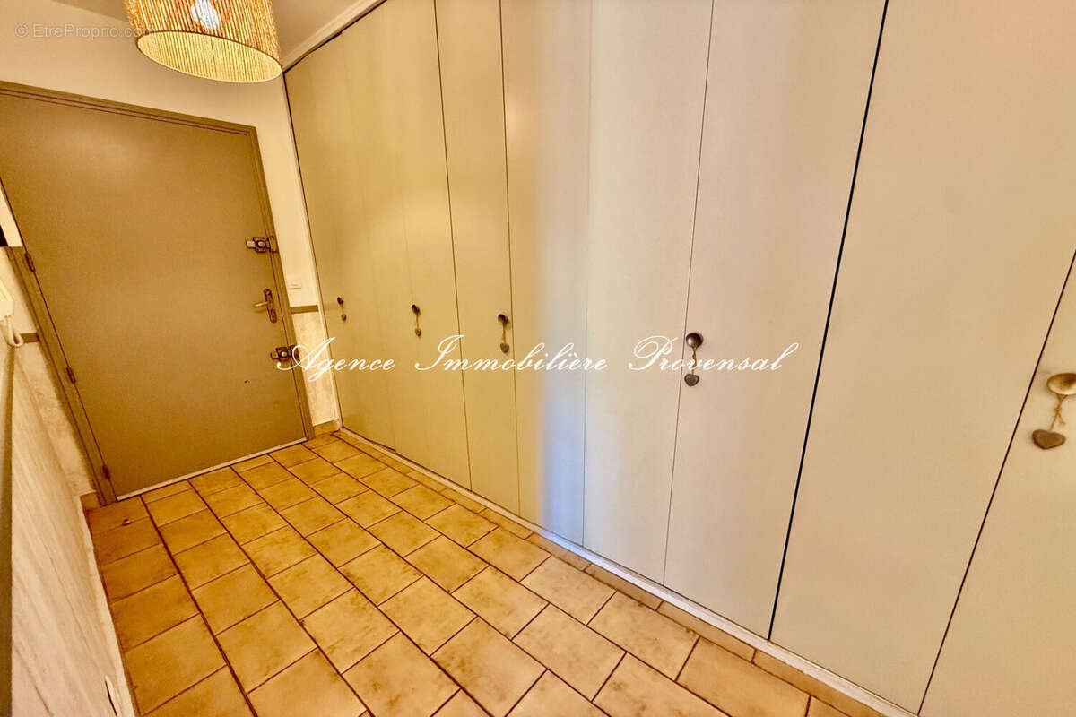 Appartement 39 m² à Sainte-Maxime  - photo 8