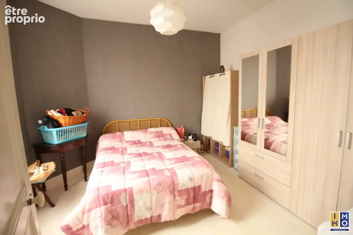 Maison 4 pièces 88 m² à vendre à Vierzon (18100) - photo 8