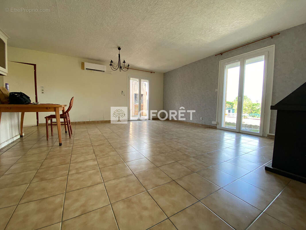 Maison à LAGARDELLE-SUR-LEZE