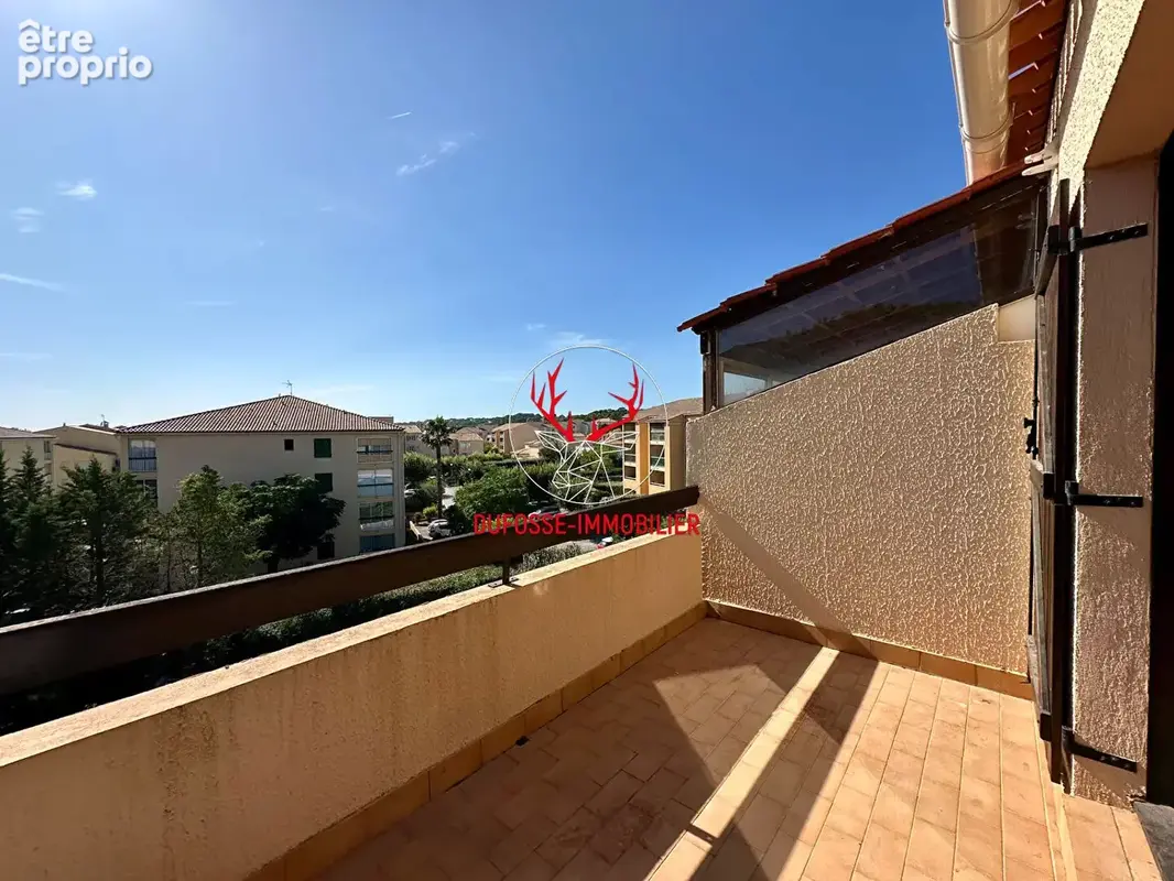 Appartement Sanary-sur-Mer 1 pièce 20 m²  en dernier étage + Terrasse + Piscine + Parking - photo 6