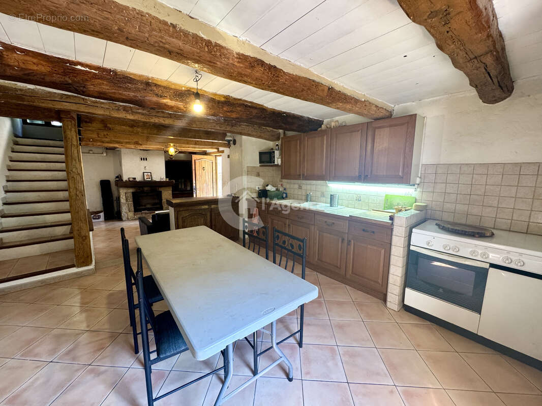 Maison de village - Les Sausses - Terrain de 46m2 - photo 7