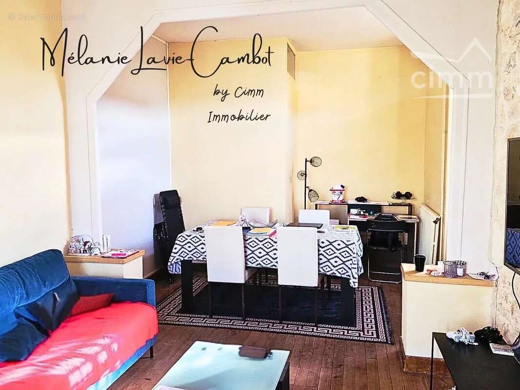 Appartement à SAINT-YZAN-DE-SOUDIAC