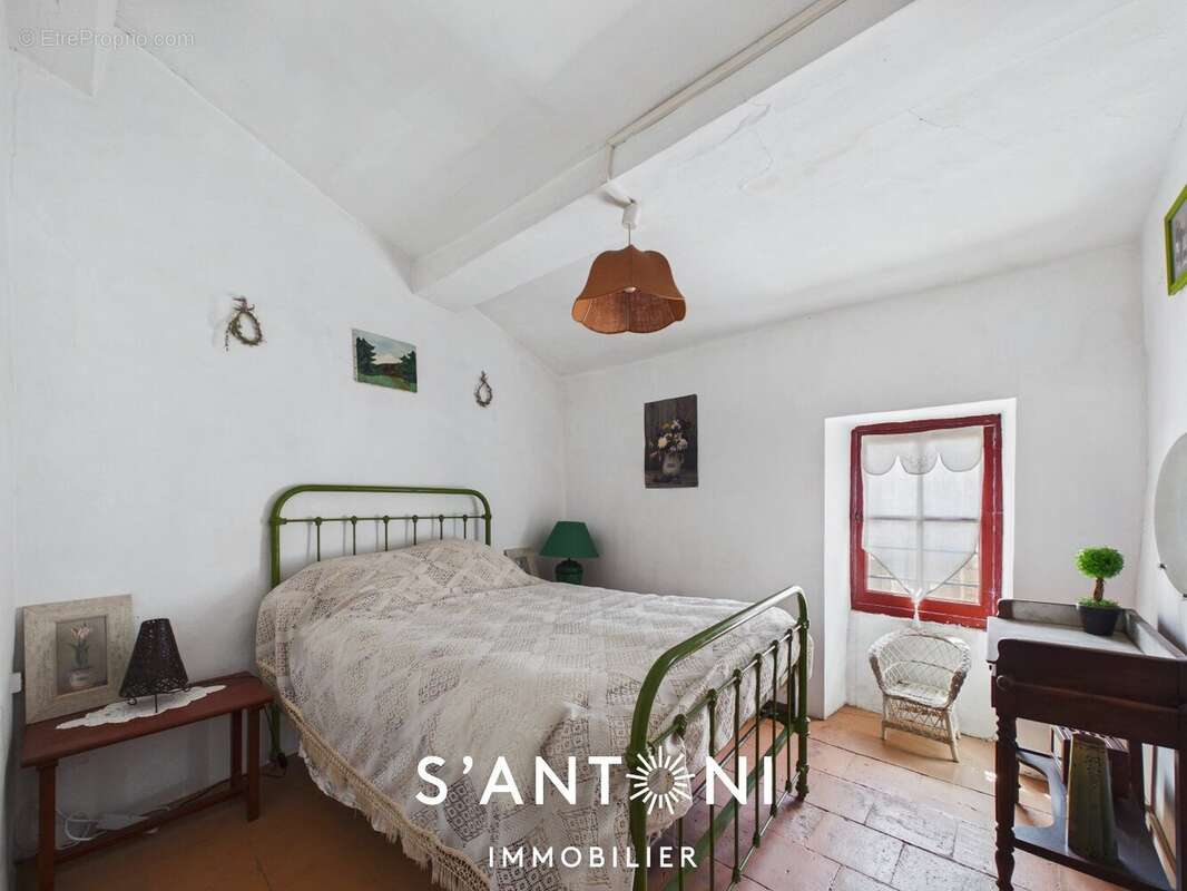 Maison à BESSAN