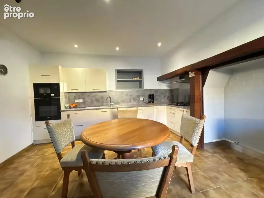 Belle propriété de campagne avec piscine sur 3.7 ha de terrain - photo 6