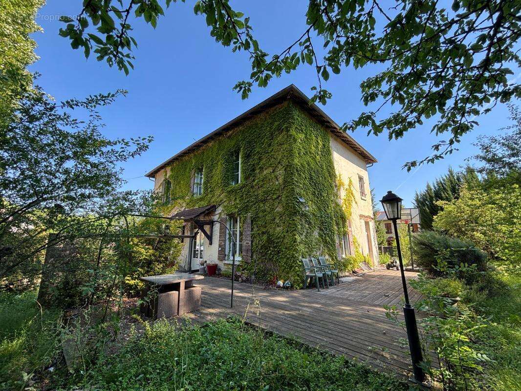 Maison à DOLOMIEU