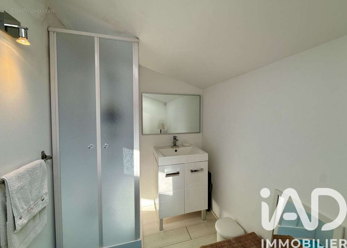 Photo 8 - Maison à LA GARDE-FREINET