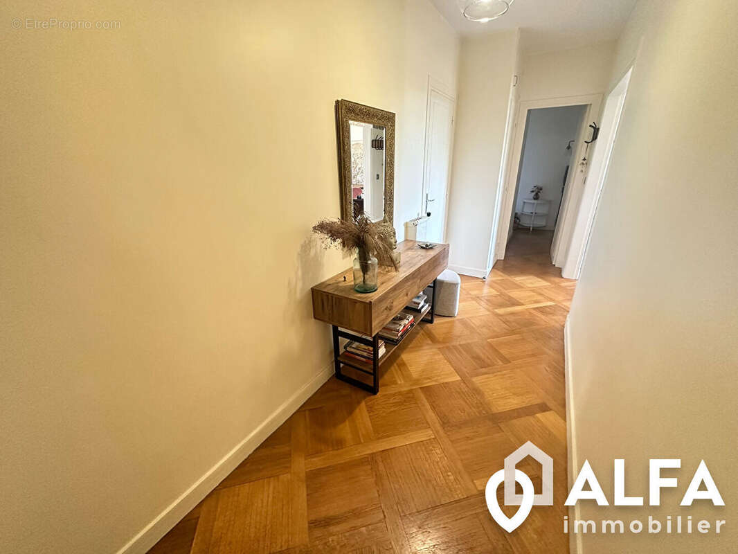 Appartement à ENGHIEN-LES-BAINS