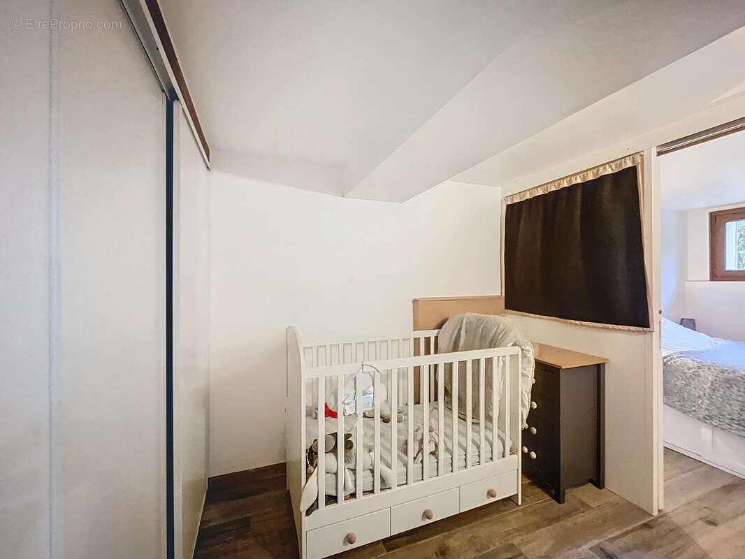 Appartement à NANTERRE