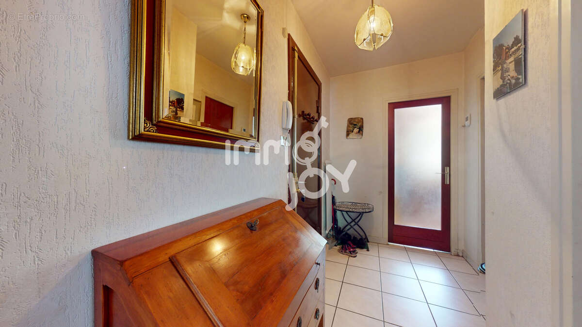 Appartement à fort potentiel - BEZIERS - photo 9