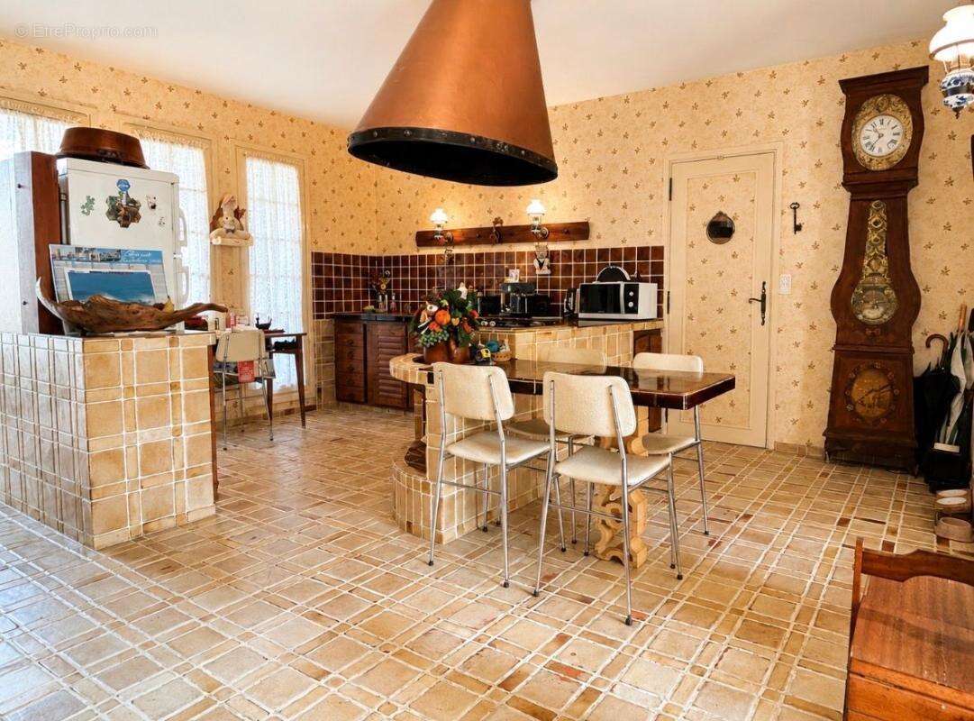 Propriété d’exception avec piscine intérieure et logement indépendant à deux pas de la plage de la Rémigeasse - photo 12