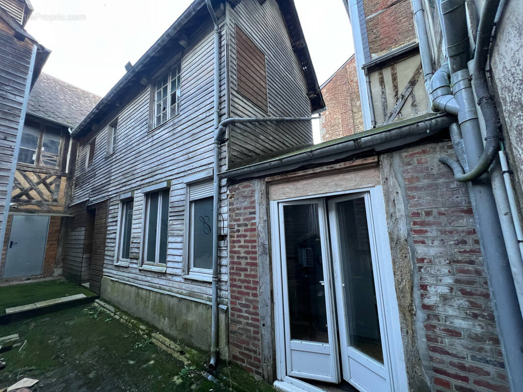 Maison à CORMEILLES