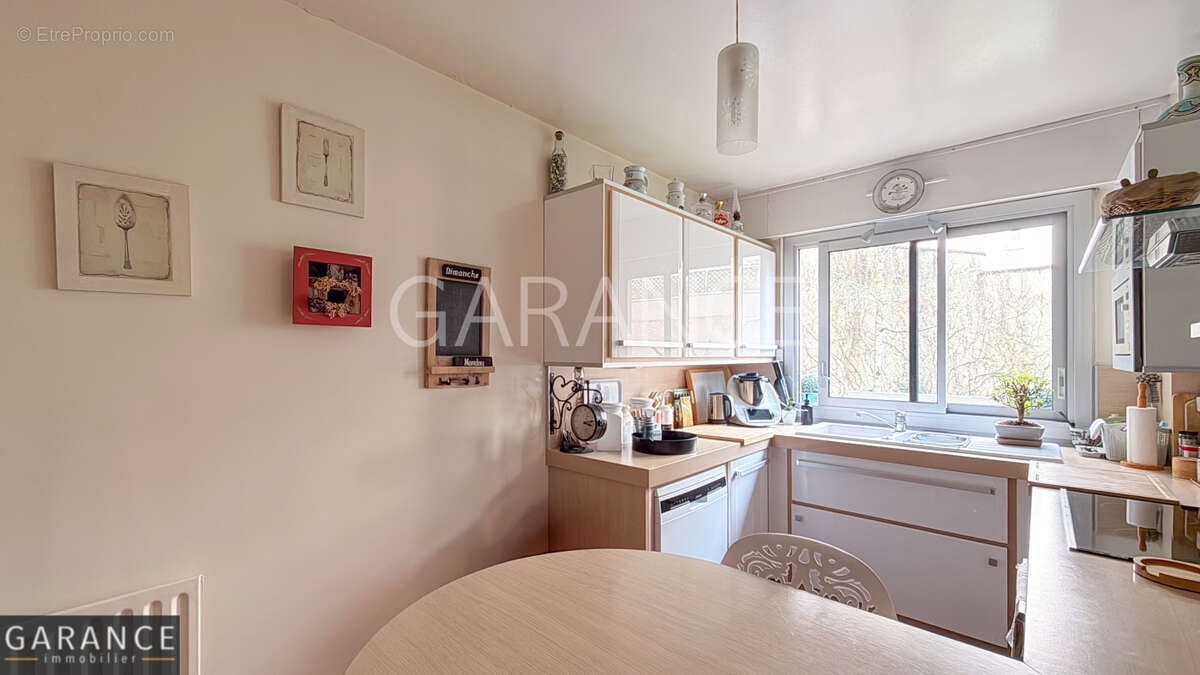 Appartement 98 m² à Paris-15e  - photo 7