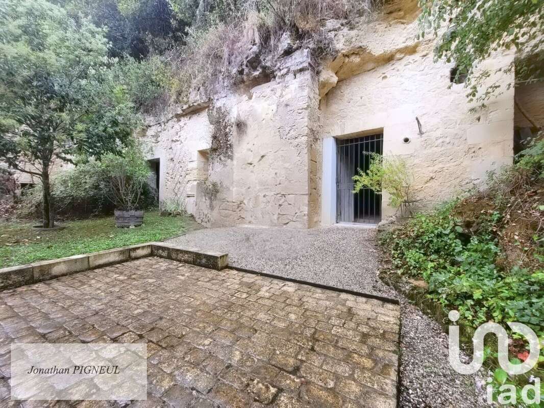 Maison 138 m² à Langoiran  - photo 2