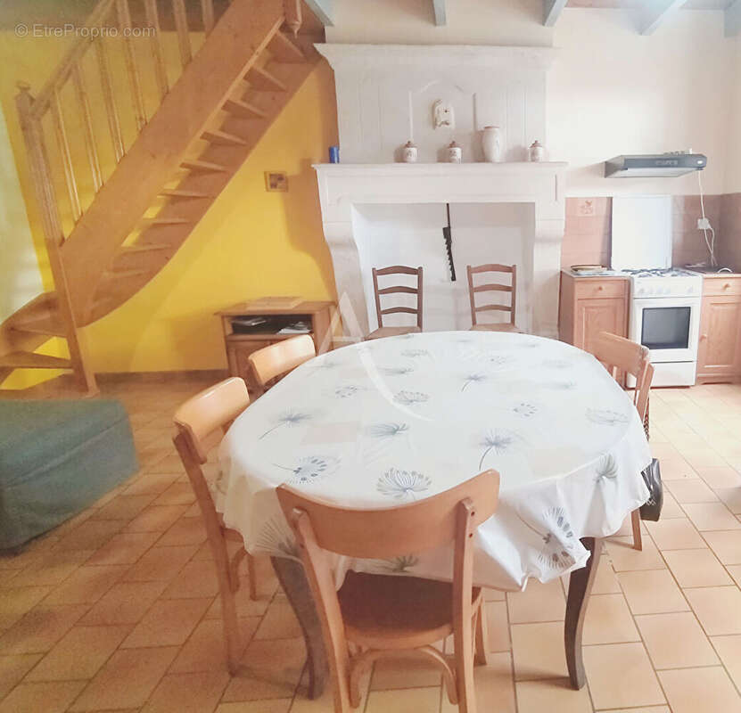 Maison à THENAC