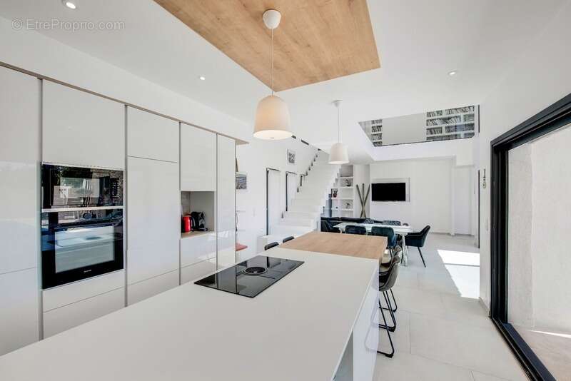 Villa contemporaine récente 8 piéces avec piscine - photo 5